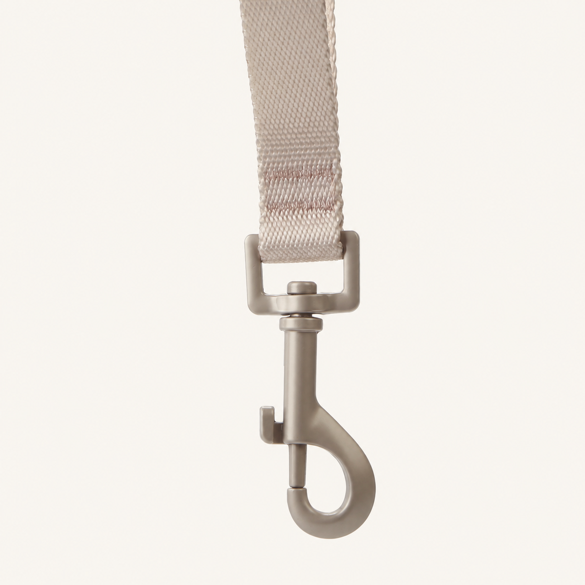 Dog Leash with Built-In Pouch in Mocha