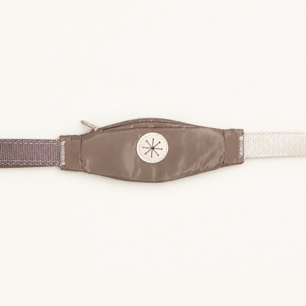 Dog Leash with Built-In Pouch in Mocha