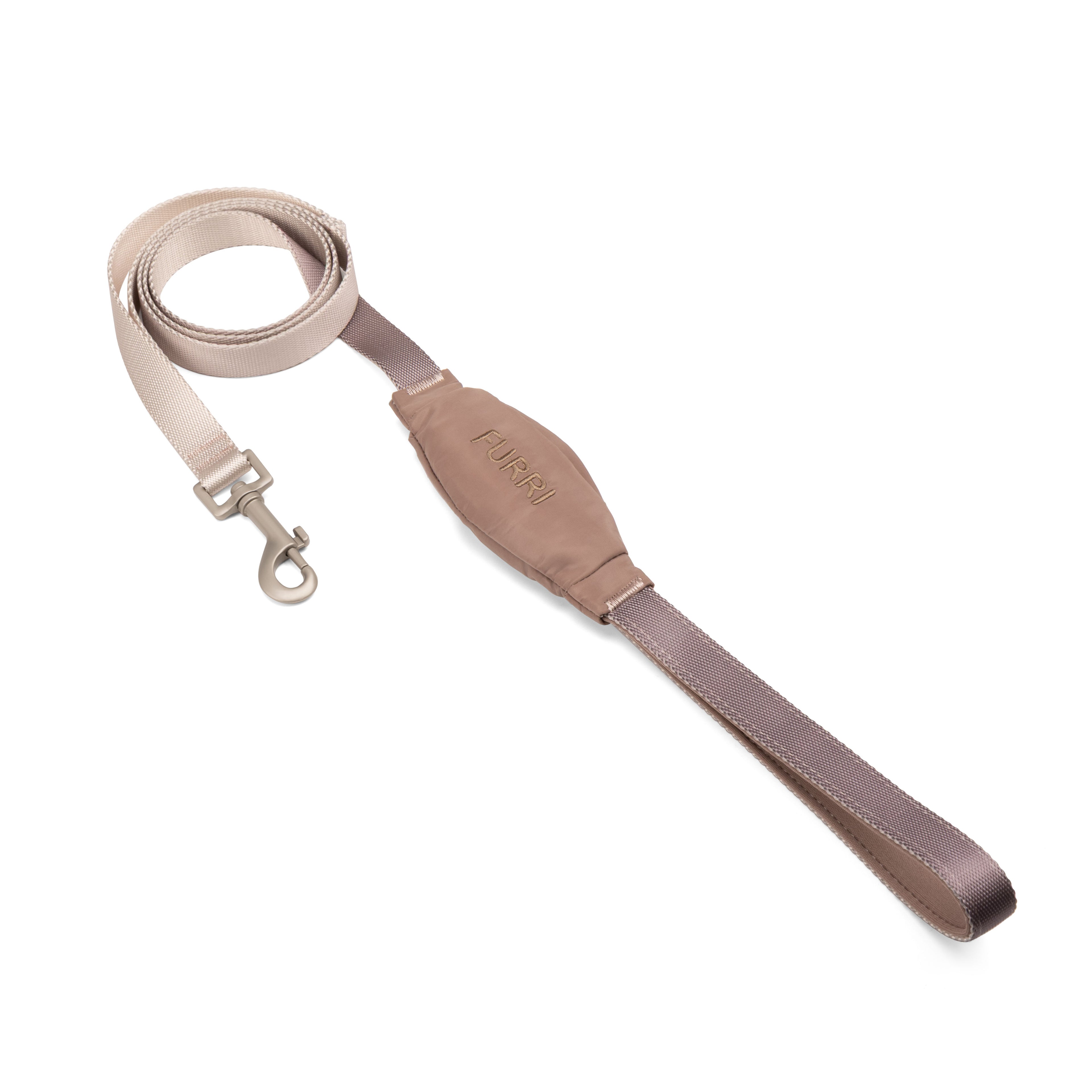 Dog leash with build-in Pouch | FURRI The One Leash